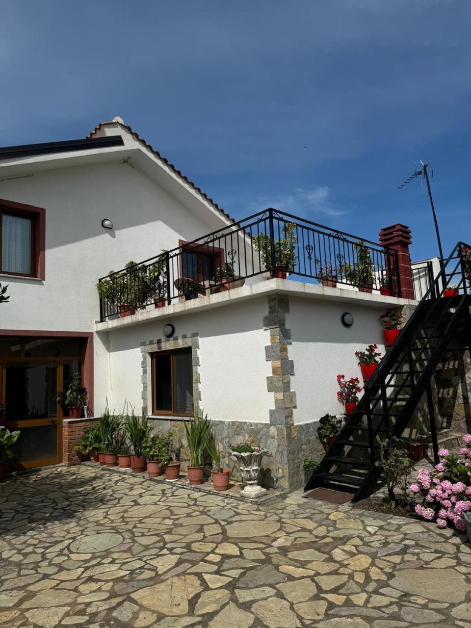 Villa Zefi Rrenc Papaj Εξωτερικό φωτογραφία