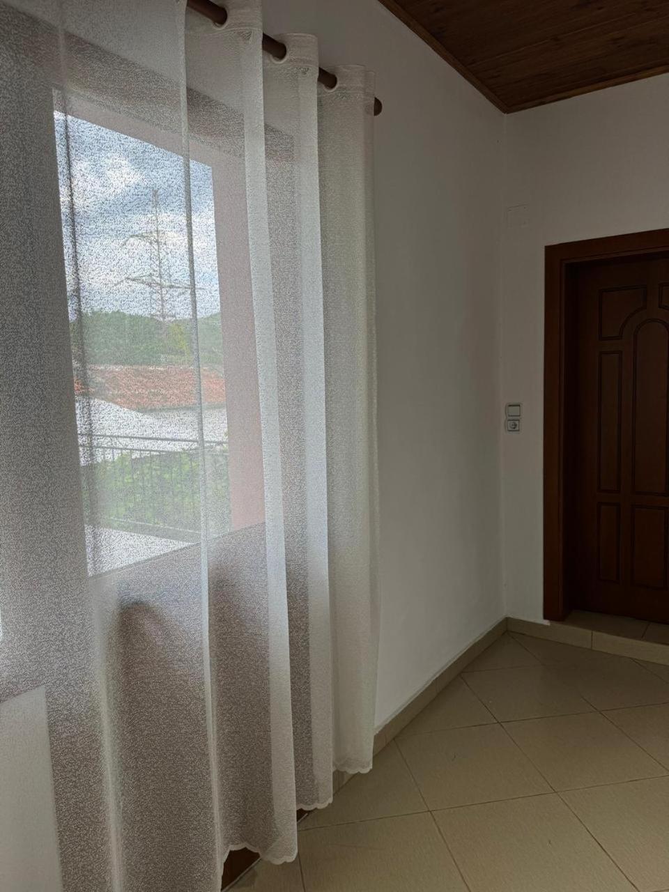 Villa Zefi Rrenc Papaj Εξωτερικό φωτογραφία