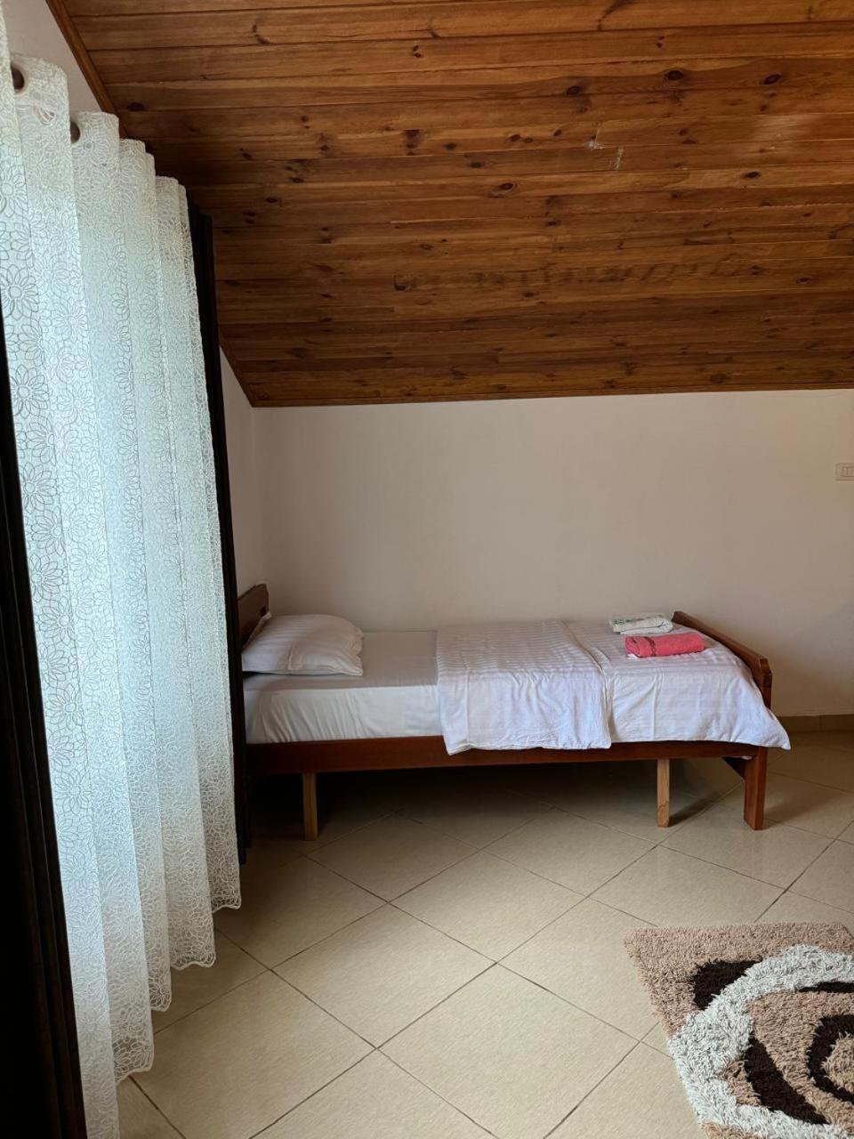 Villa Zefi Rrenc Papaj Εξωτερικό φωτογραφία