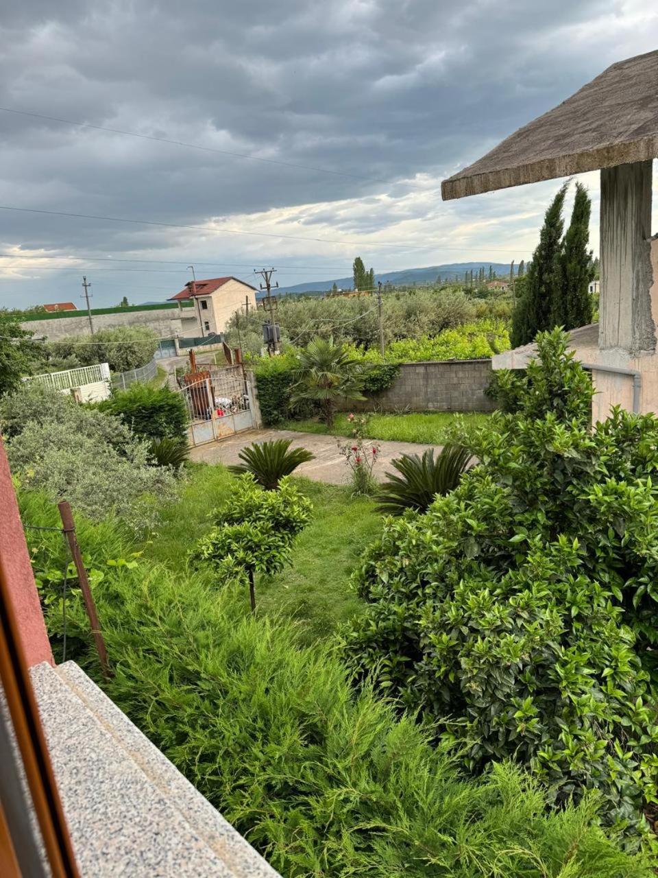 Villa Zefi Rrenc Papaj Εξωτερικό φωτογραφία